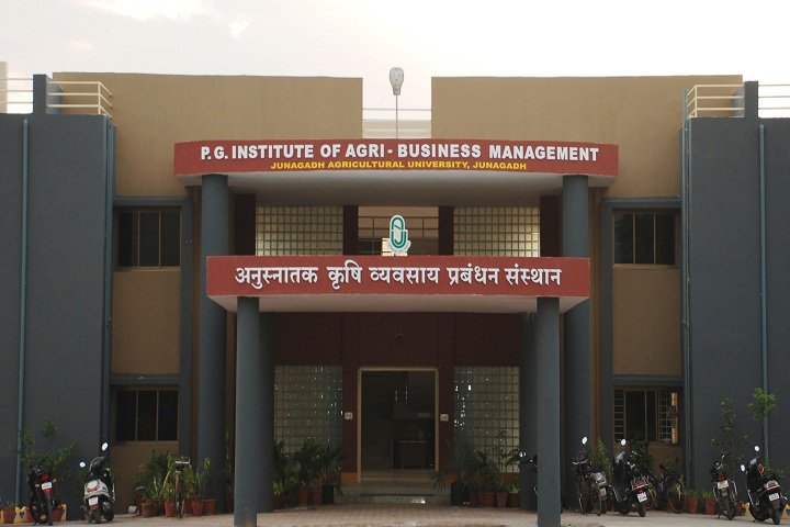 Junagadh Agricultural University, Junagadh Management Department of Junagadh Agricultural University Junagadh